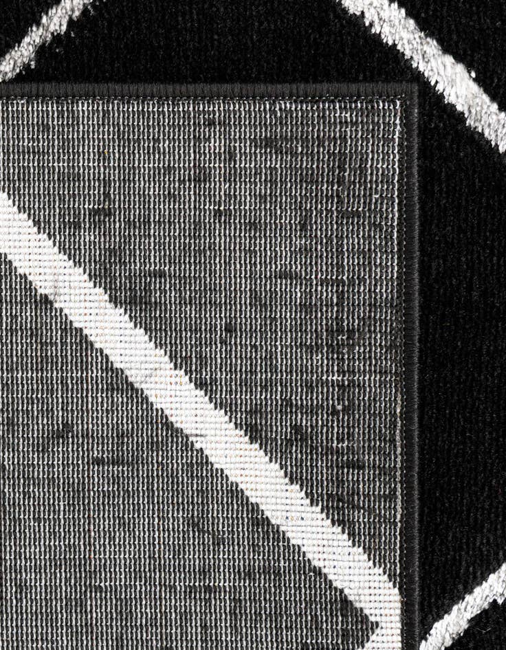 Detail image of 10' x 10' Vogue Geo Square Rug