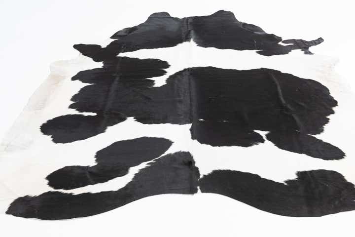6' 10 x 7' 8 Cowhide Freeform Rug