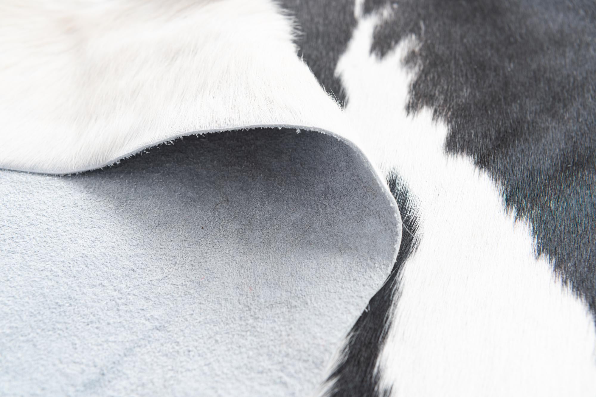 6' 10 x 7' 8 Cowhide Freeform Rug