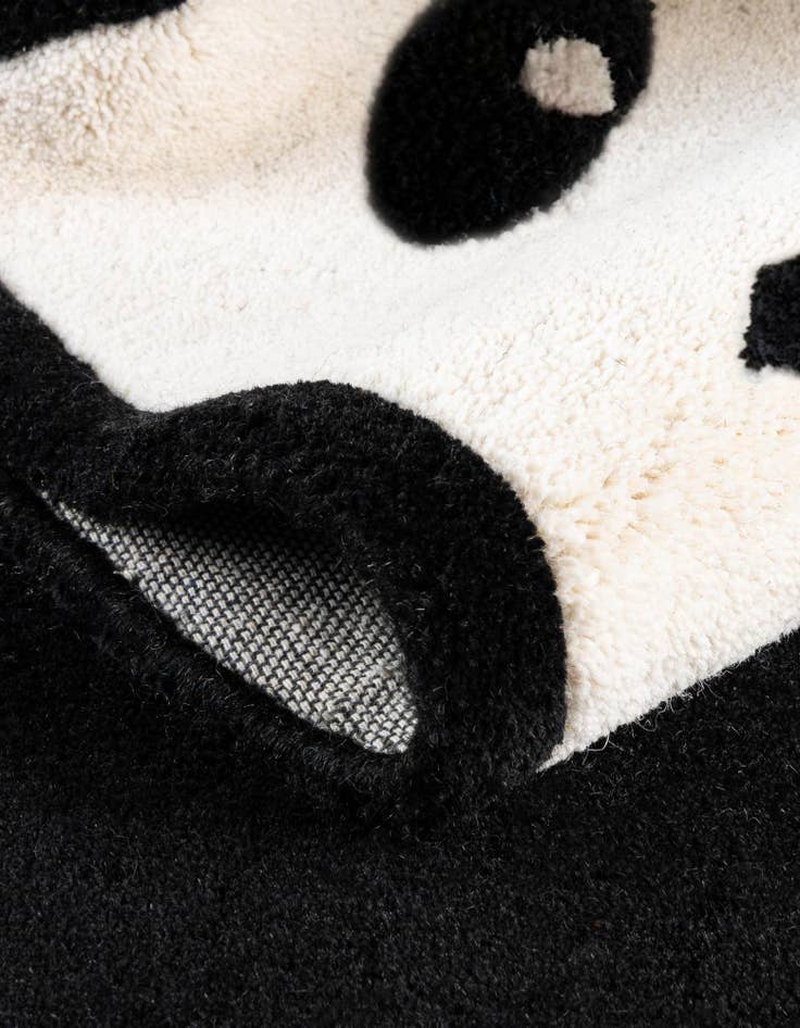 Detail image of 4' 1 x 4' 1 Playtime Kids Wool Freeform Rug