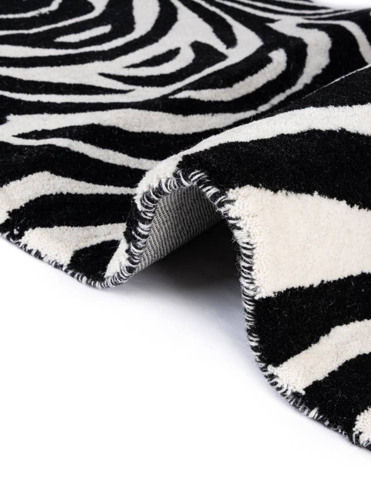 Detail image of 5' 1 x 8' Playtime Kids Wool Freeform Rug