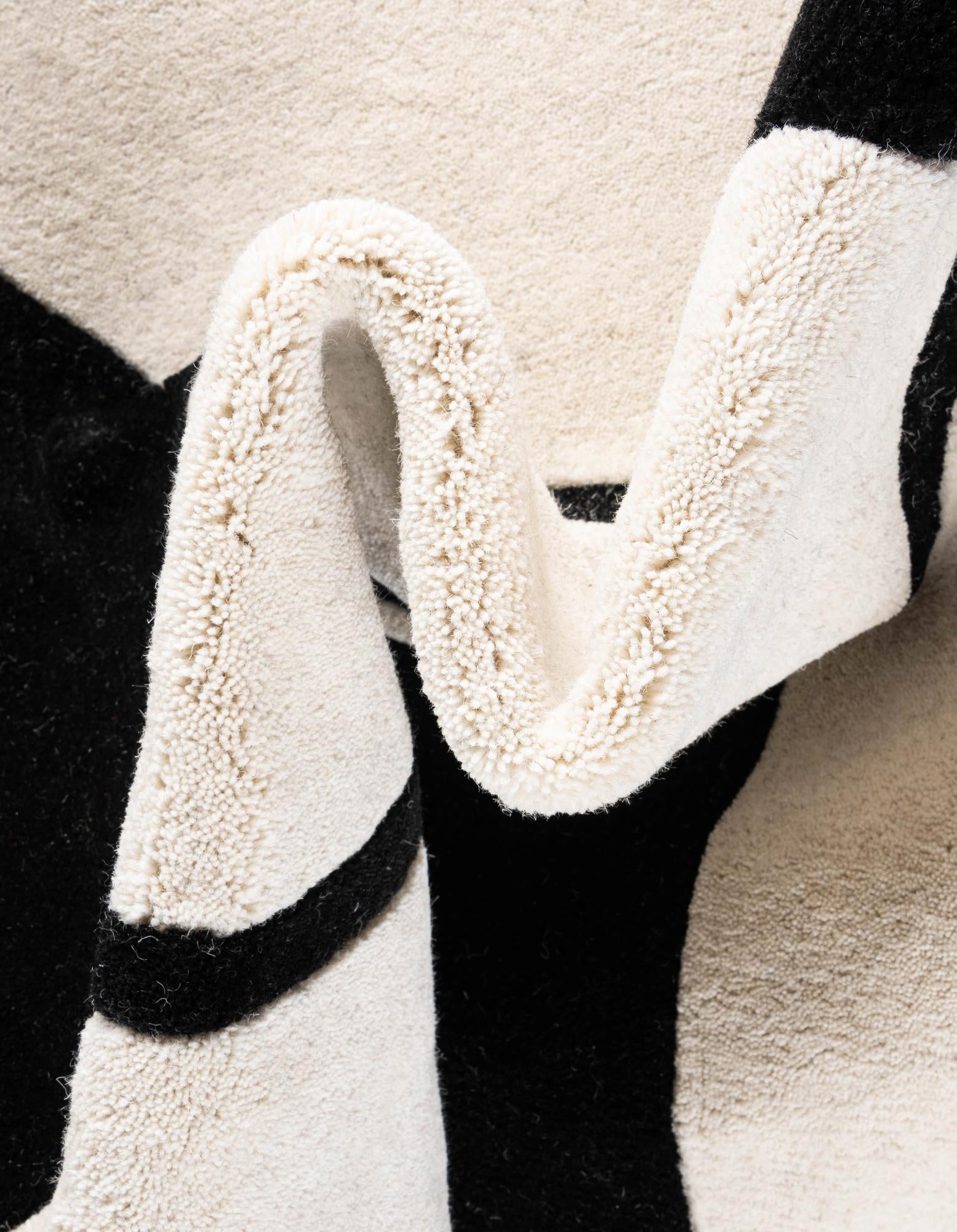 7' 10 x 7' 10 Playtime Kids Wool Freeform Rug
