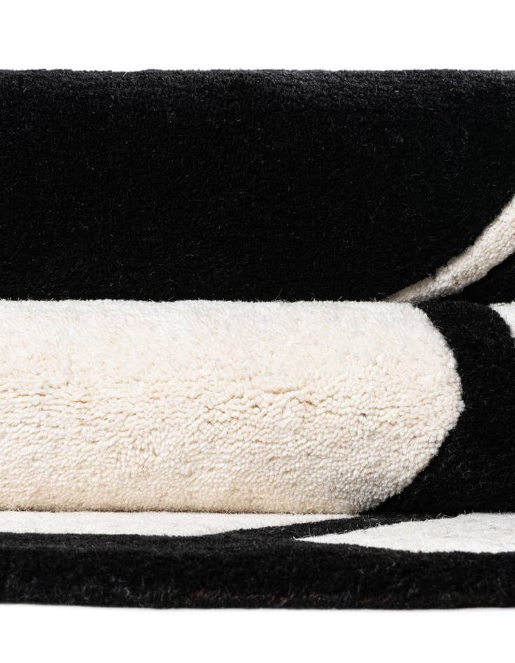 Detail image of 5' 1 x 5' 1 Playtime Kids Wool Freeform Rug