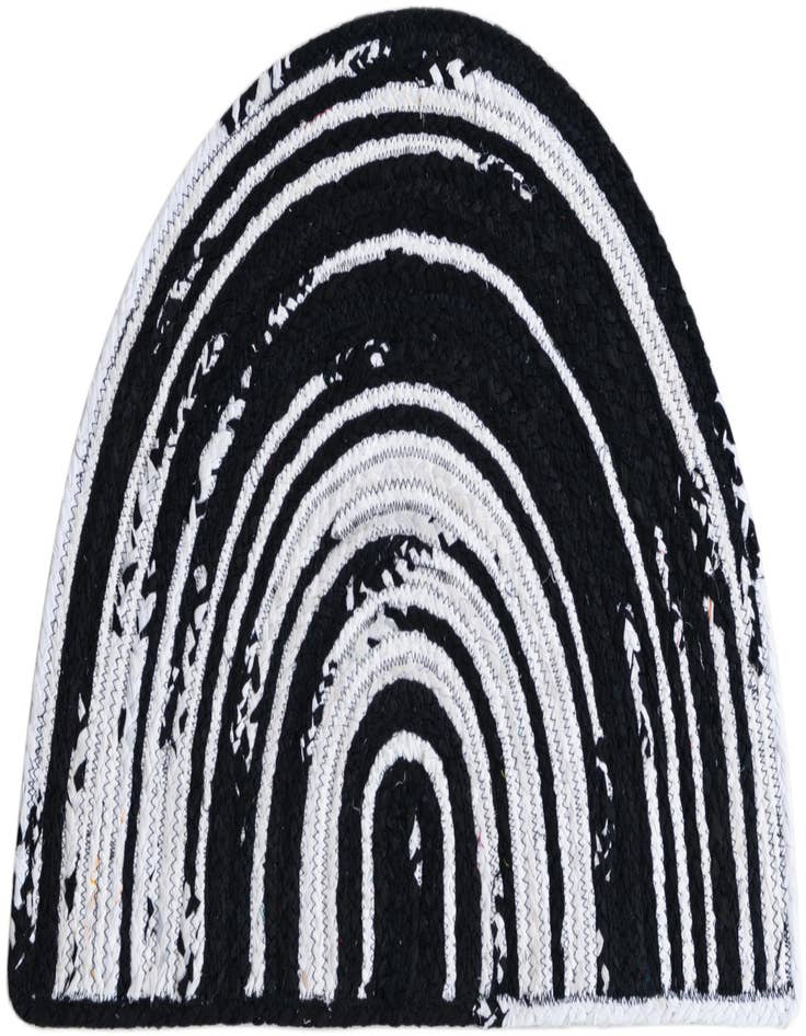 Detail image of 2' 2 x 3' 7  Hand Braided Chindi Hearth Rug