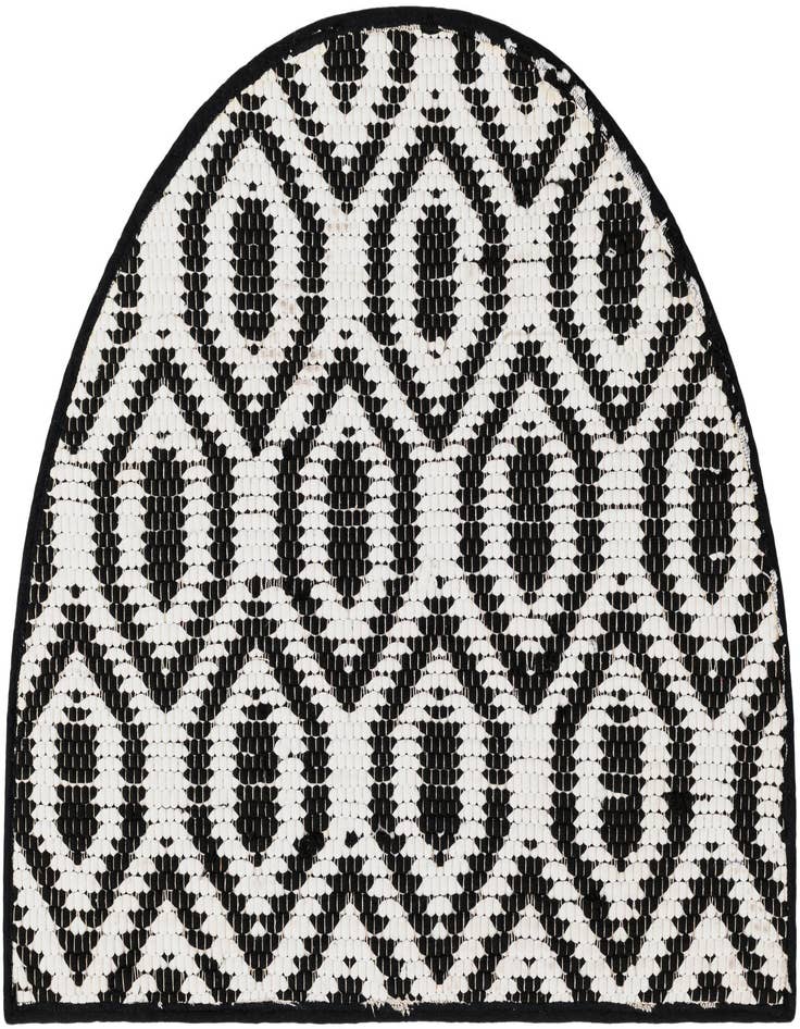 Detail image of 2' 2 x 3' 7 Hand Woven Chindi Jute Hearth Rug