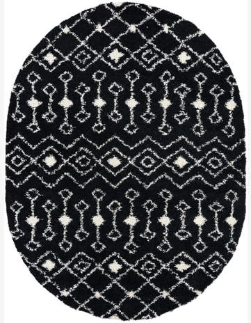 Black and White Moroccan Trellis Shag Oval Rug