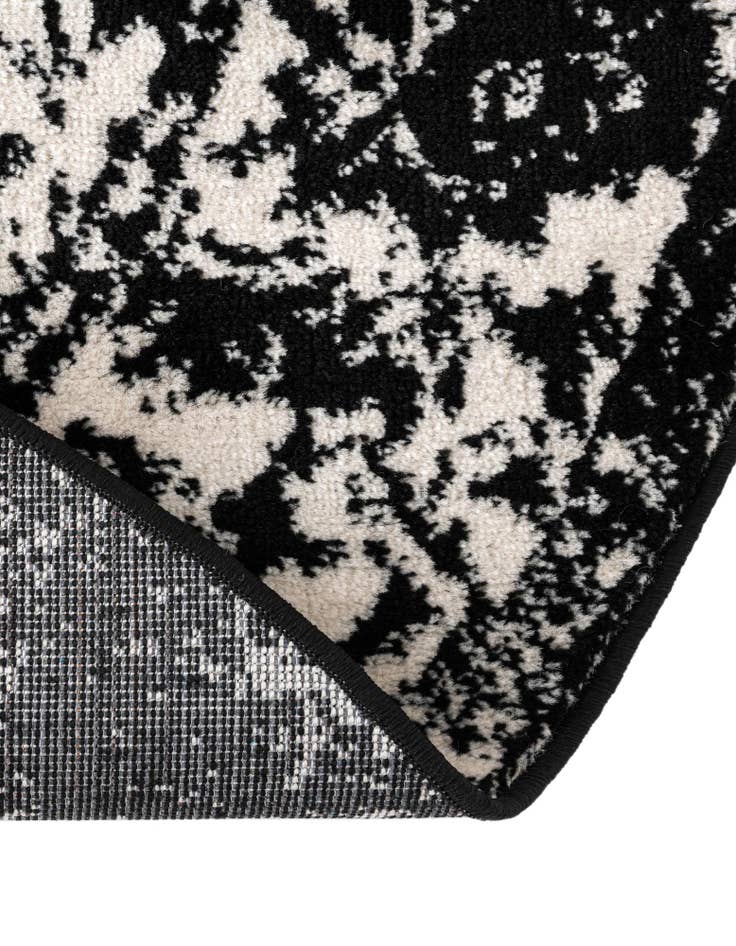 Detail image of 3' x 5' 3 Oregon Oval Rug