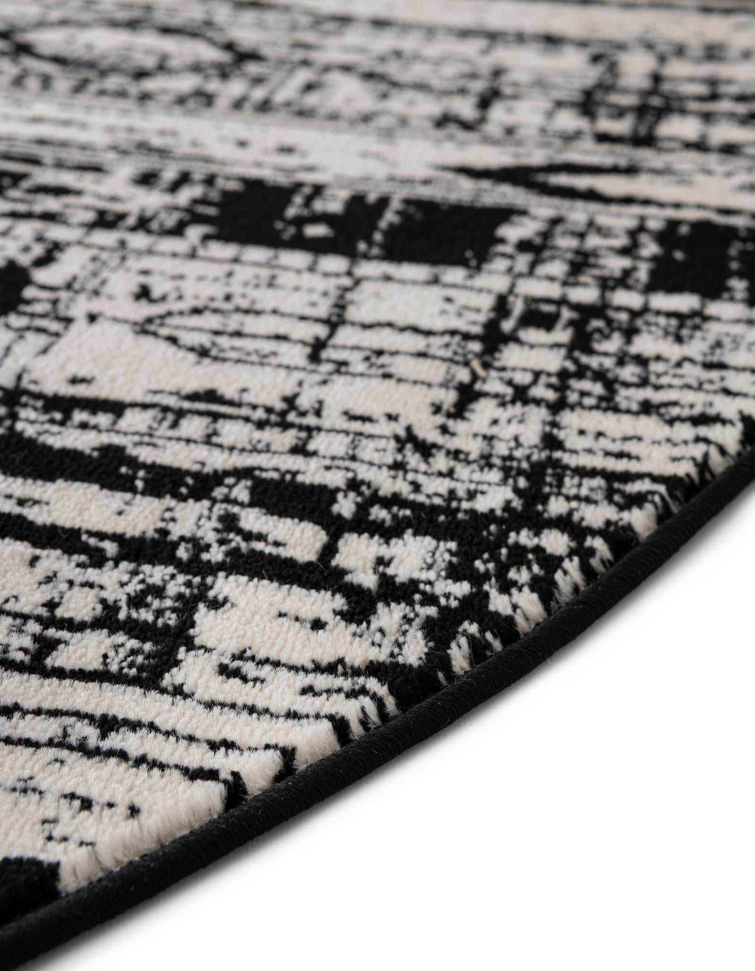 3' x 5' 3 Oregon Oval Rug