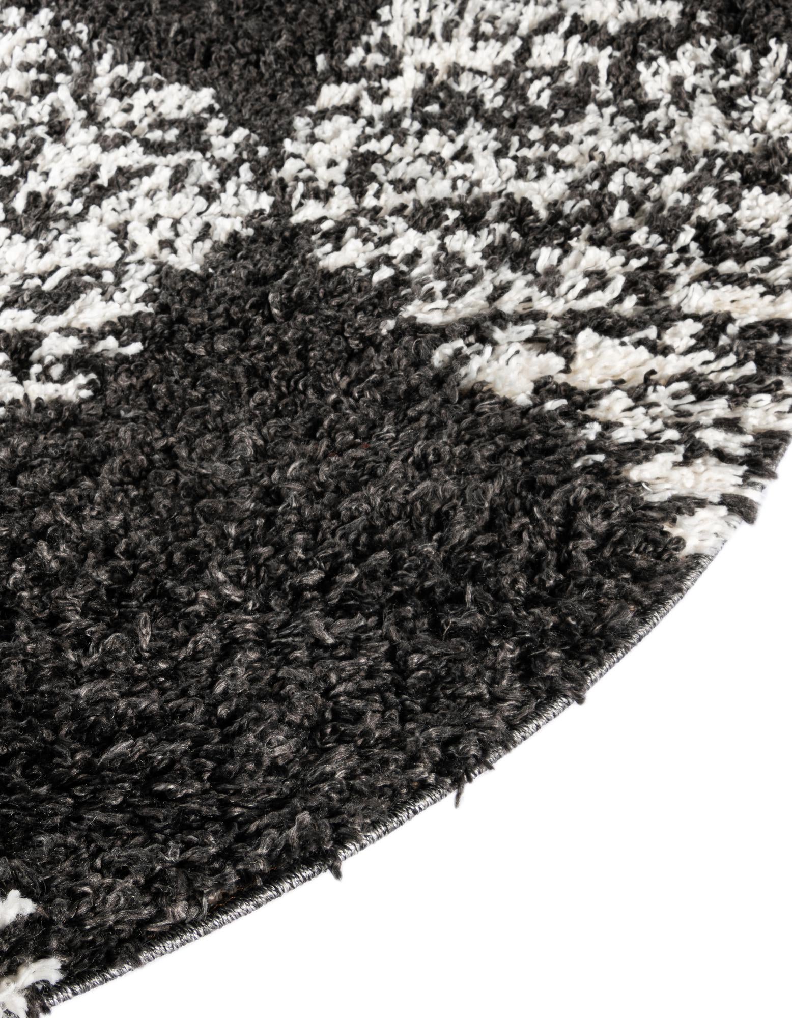 5' 3 x 8' Serenity Shag Oval Rug