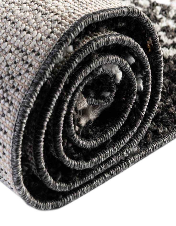 Detail image of 7' 10 x 10' Serenity Shag Oval Rug
