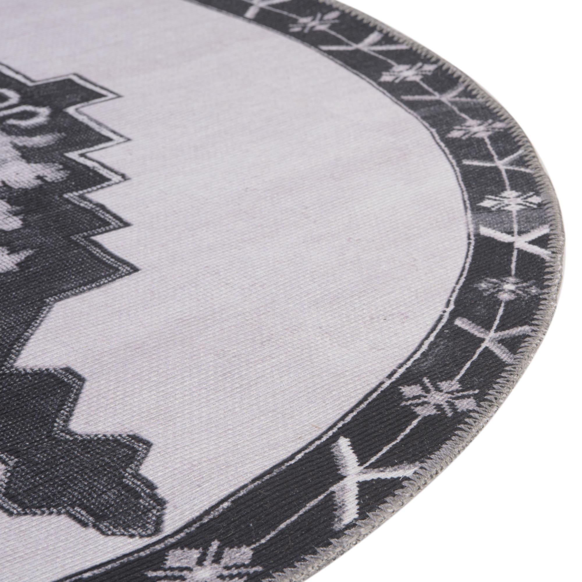 2' x 3' Washable Timeless Oval Rug