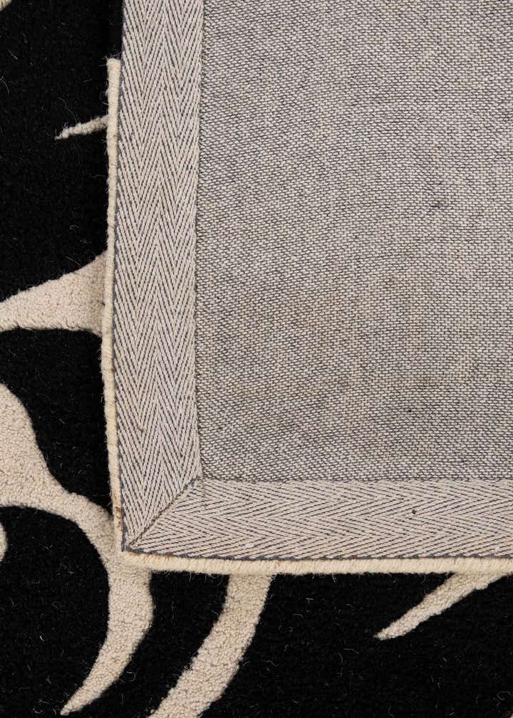 4' x 5' 11 Agra Wool Rug