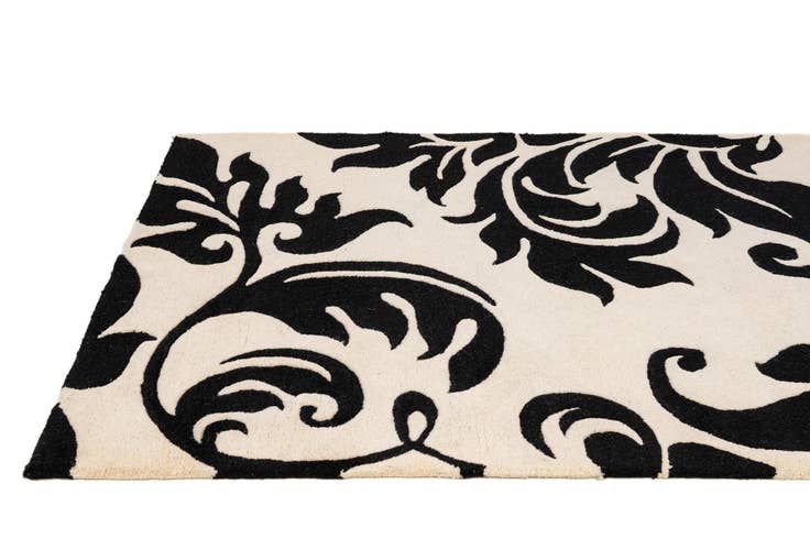 Detail image of 4' x 5' 11 Agra Wool Rug