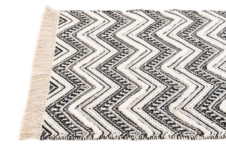 Detail image of 2' x 3' Handmade Braided Jute Rug