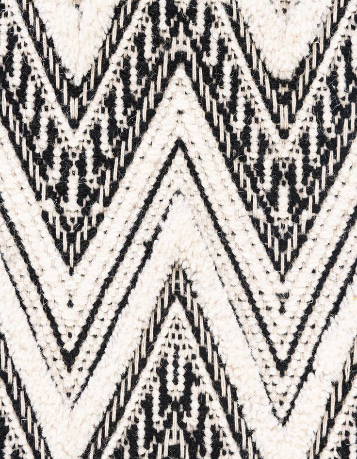 Detail image of 2' x 3'  Hand Braided Jute Rug