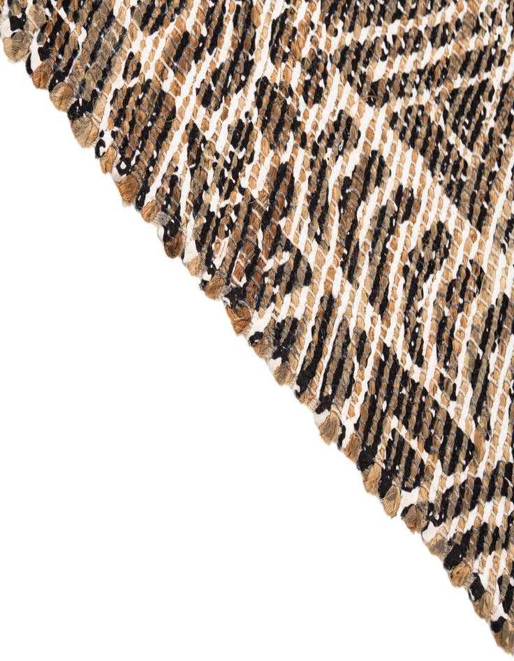 Detail image of 4' 2 x 6' Hand Braided Chenille Jute Rug