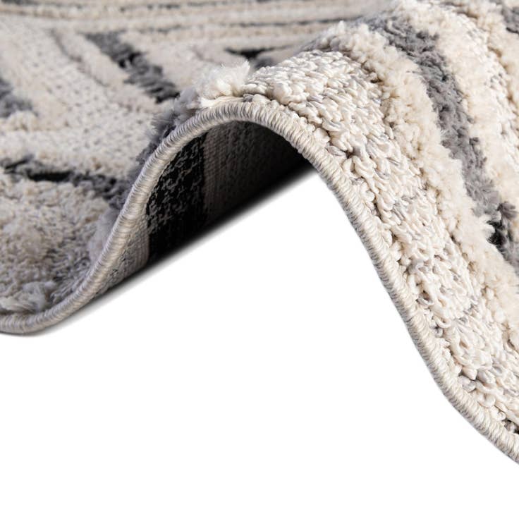 Detail image of 6' x 9' Cherokee Rug