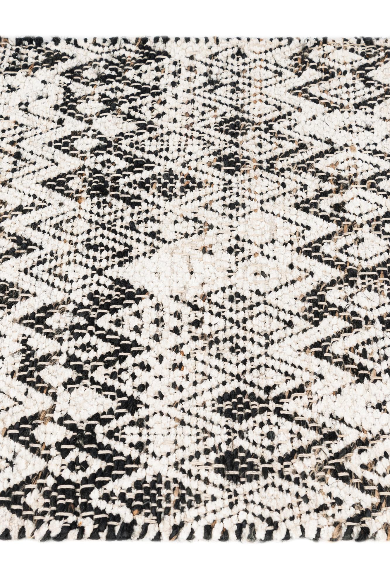 65cm x 95cm Hand Woven Chindi Braided Jute Rug