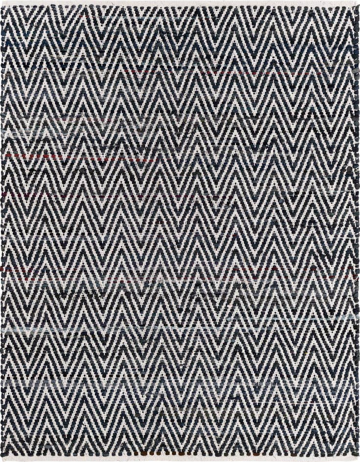 Detail image of 4' 1 x 6' 1 Hand Woven Chindi Chevron Rug