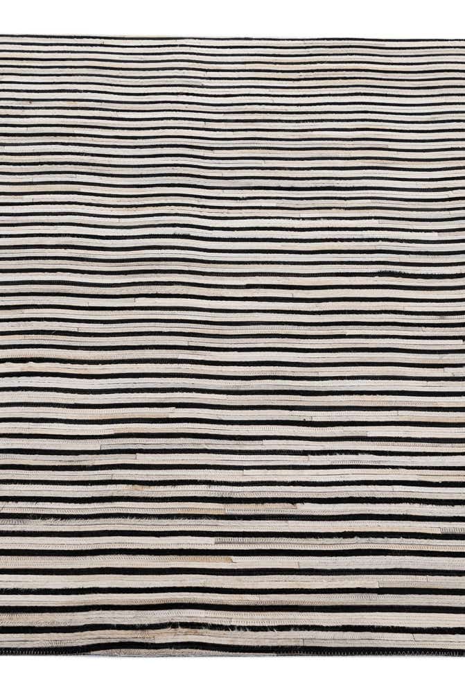 5' 2 x 8' Cowhide - Patchwork Rug