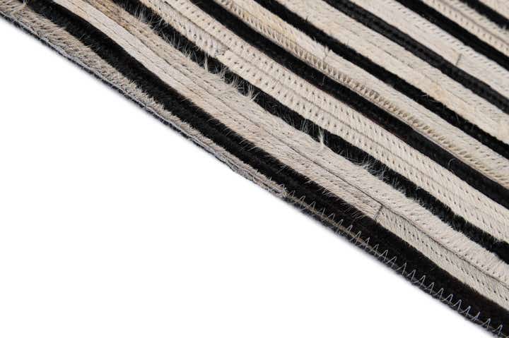 5' 2 x 8' Cowhide - Patchwork Rug