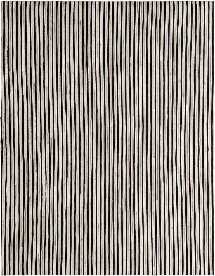 Detail image of 5' 2 x 8' Cowhide - Patchwork Rug