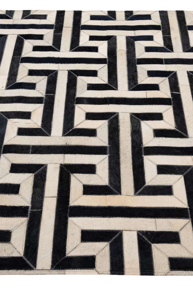 4' 2 x 6' 1 Cowhide - Patchwork Rug