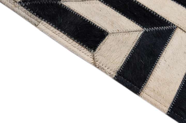 4' 2 x 6' 1 Cowhide - Patchwork Rug
