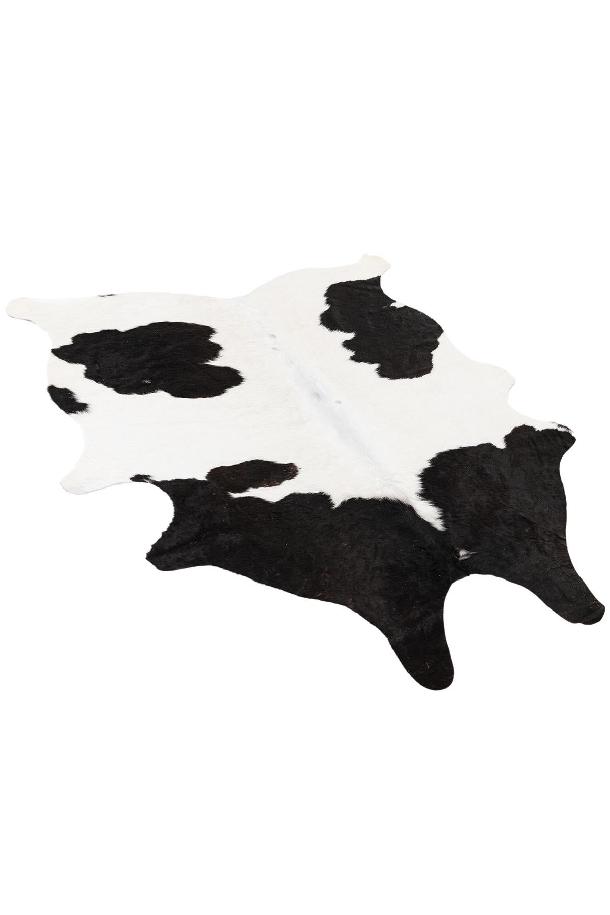 4' 4 x 4' 11 Cowhide Leather Rug