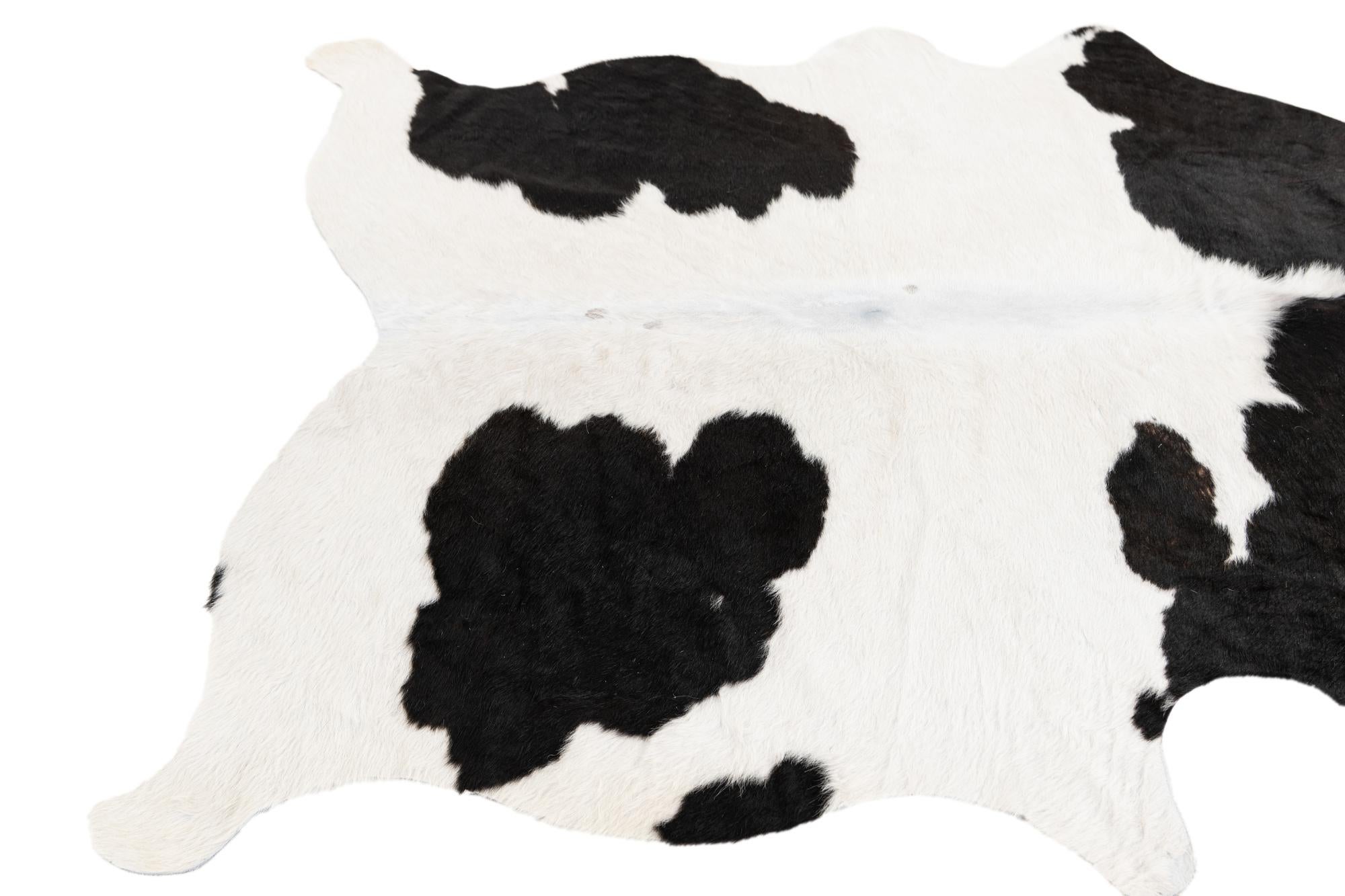 4' 4 x 4' 11 Cowhide Leather Rug