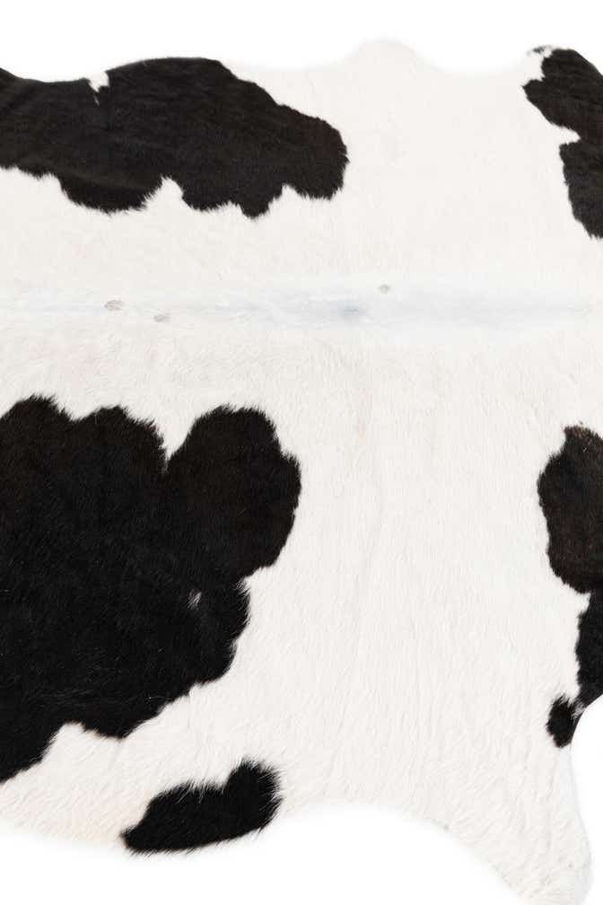 4' 4 x 4' 11 Cowhide Leather Rug