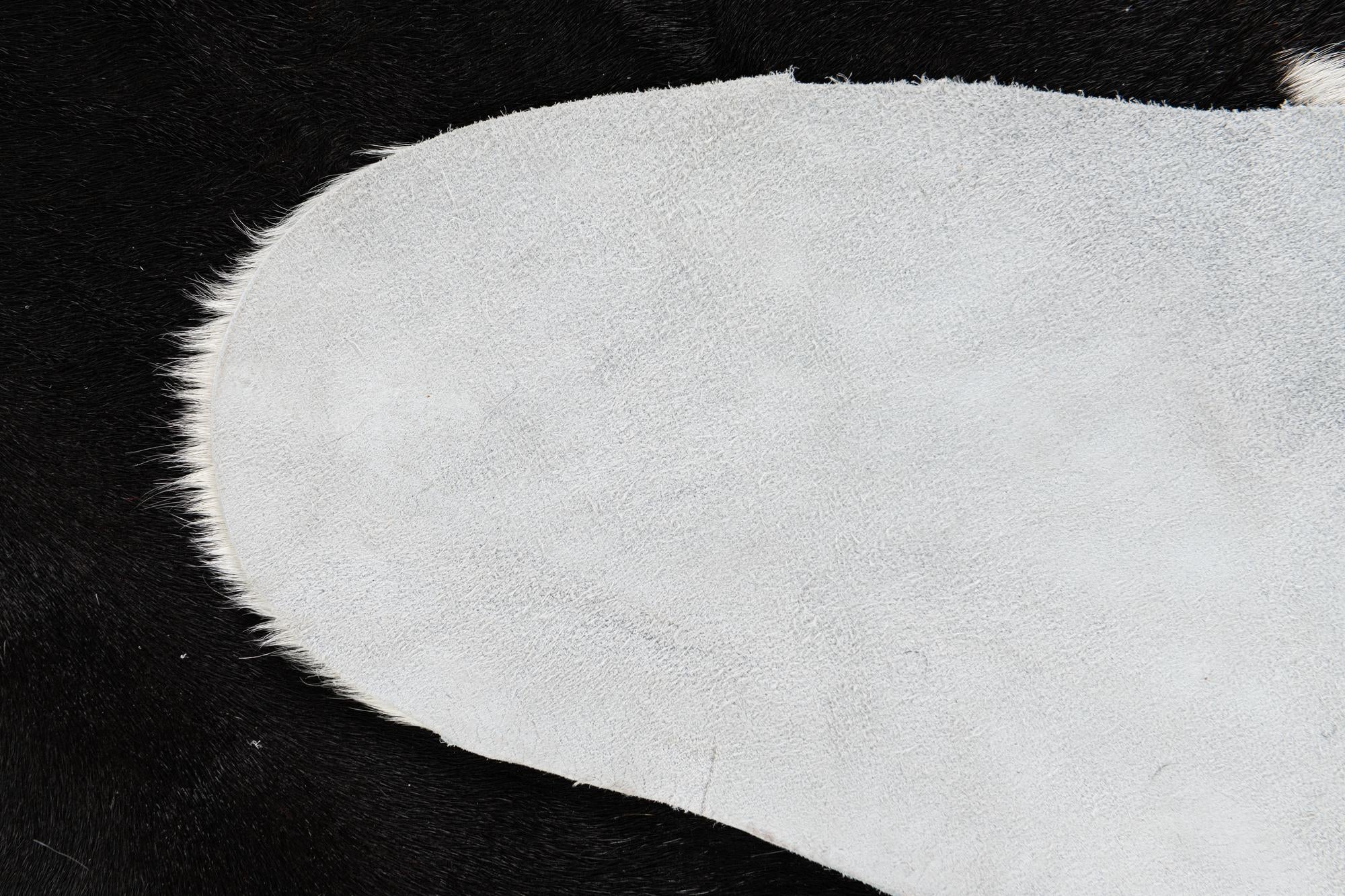 6' 2 x 6' 10 Cowhide Leather Rug