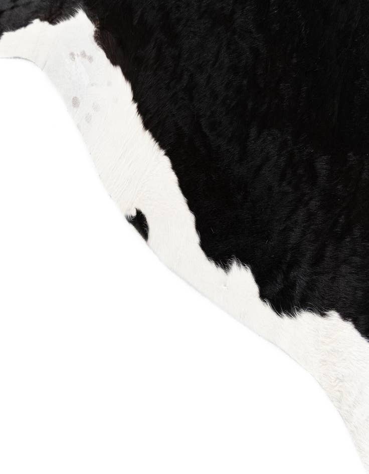Detail image of 5' 6 x 6' 6 Cowhide Leather Rug