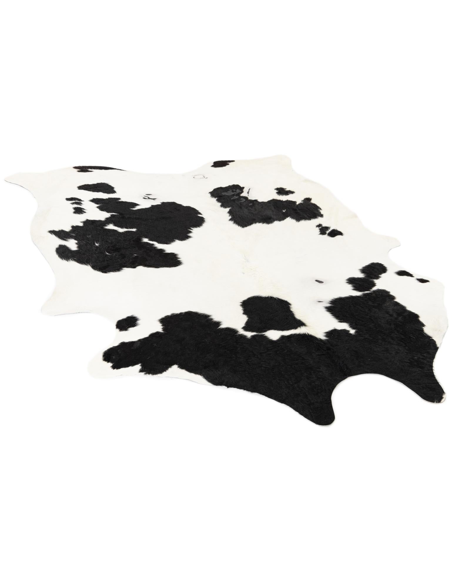 6' 5 x 7' 6 Cowhide Leather Rug