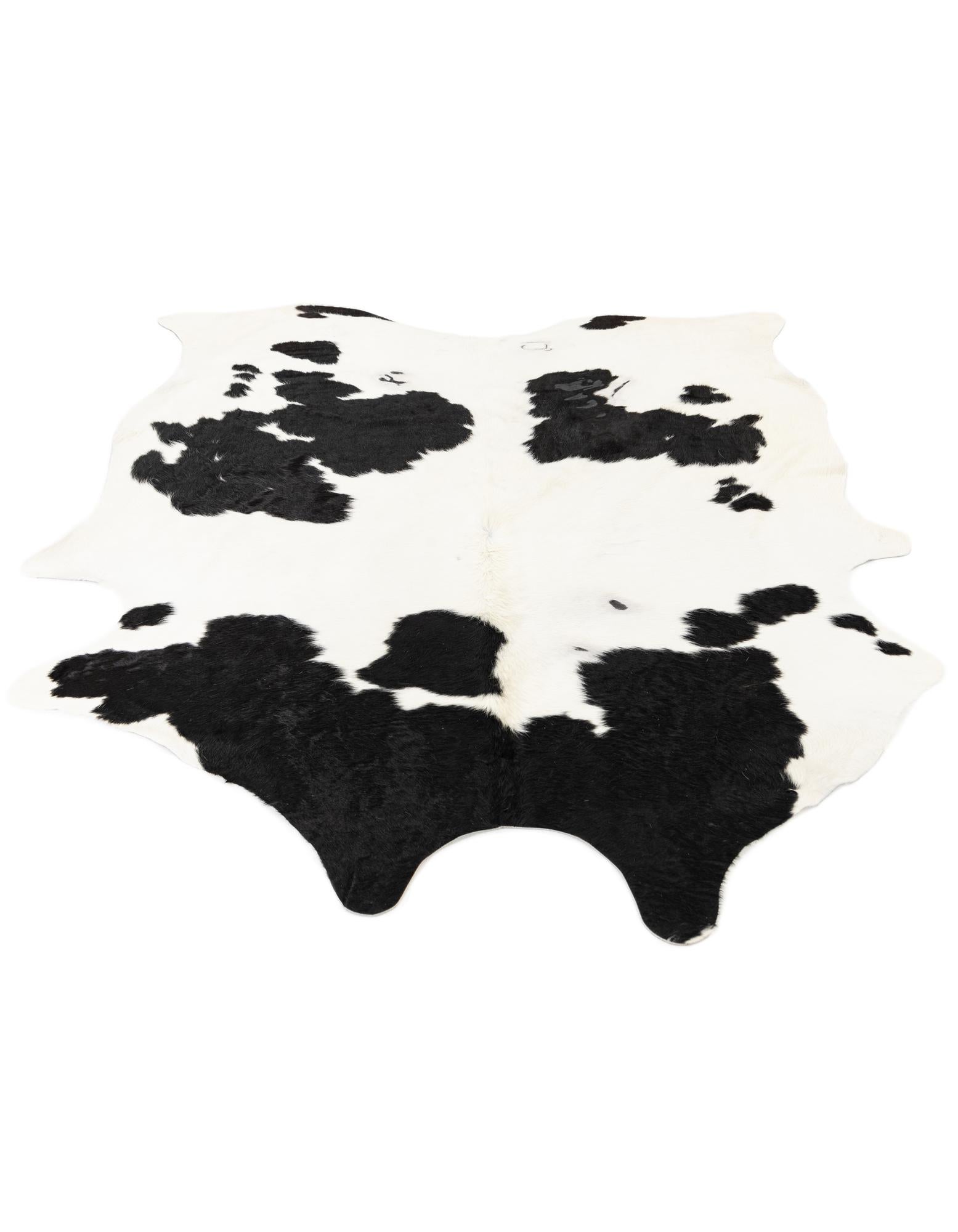 6' 5 x 7' 6 Cowhide Leather Rug