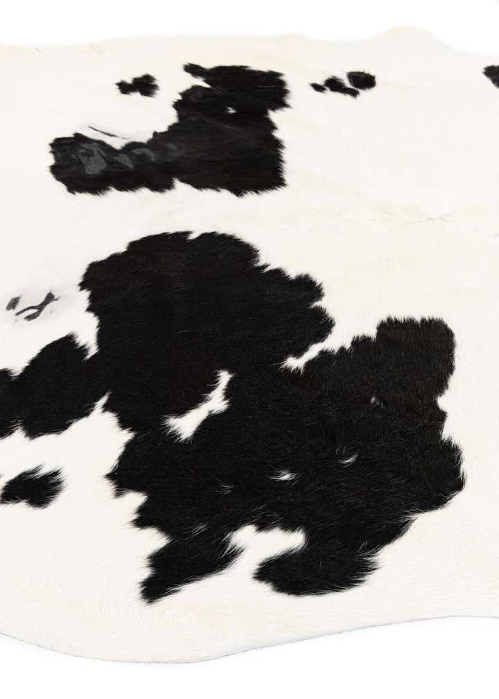 6' 5 x 7' 6 Cowhide Leather Rug