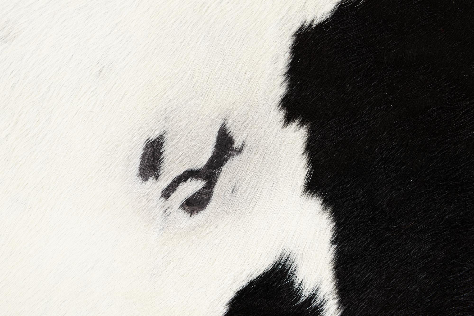 6' 5 x 7' 6 Cowhide Leather Rug