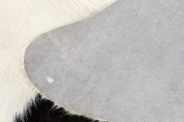 6' 5 x 7' 6 Cowhide Leather Rug