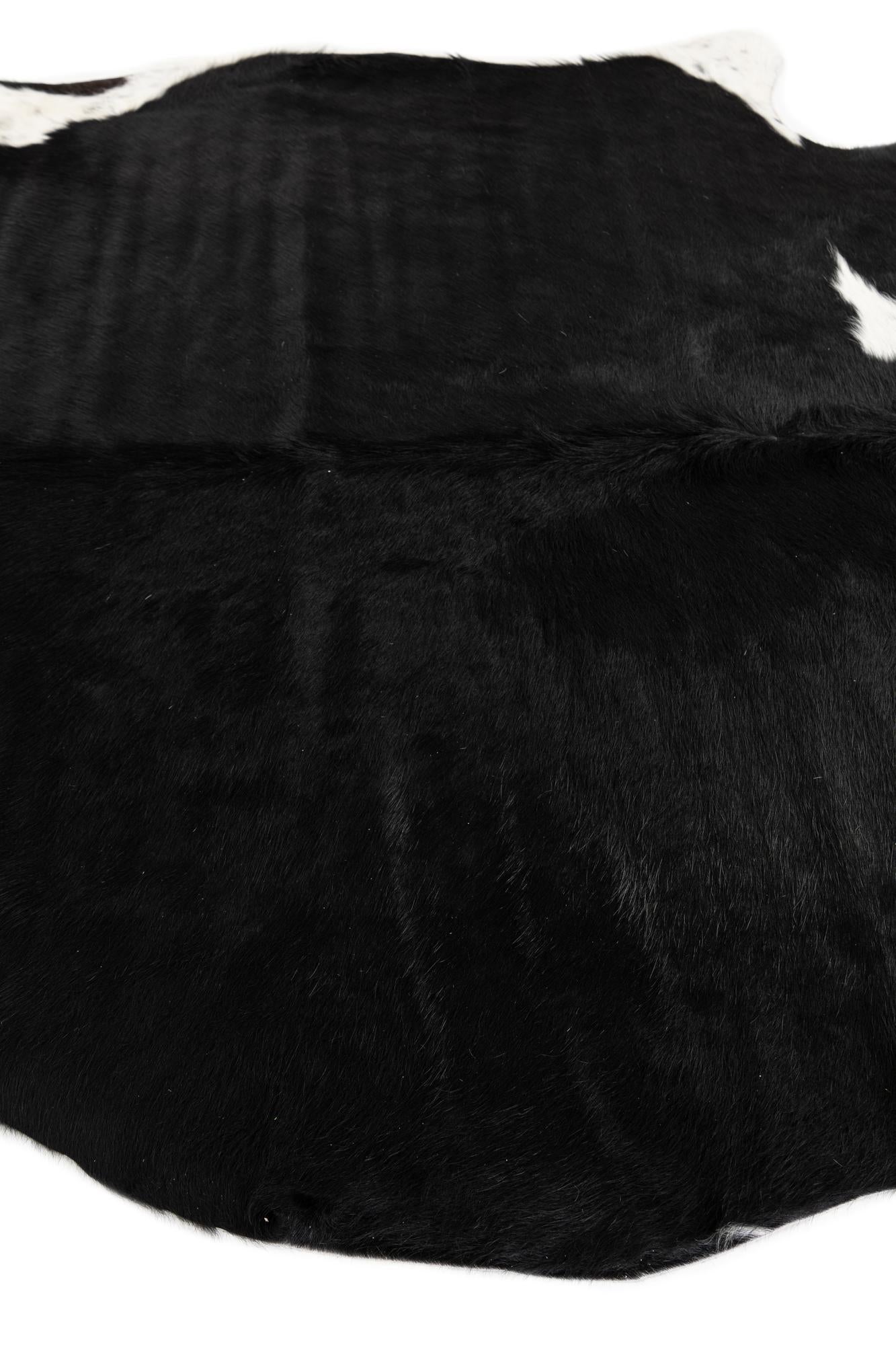 6' 2 x 6' 10 Cowhide Leather Rug