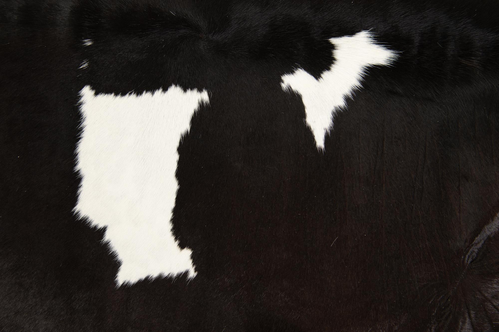5' 2 x 6' 8 Cowhide Leather Rug