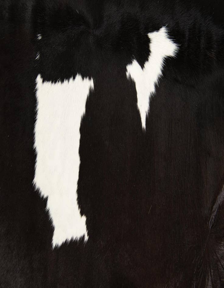 Detail image of 5' 2 x 6' 8 Cowhide Leather Rug