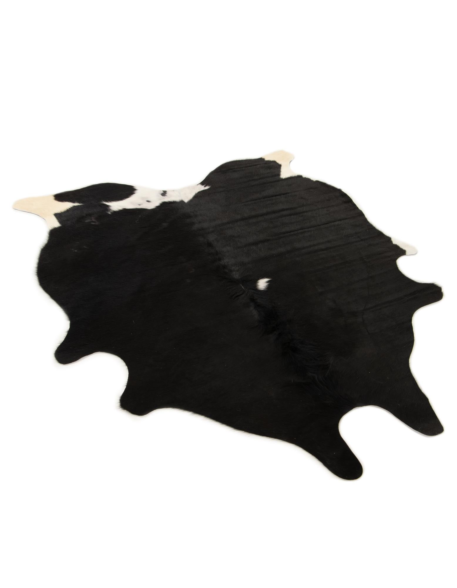 5' 1 x 6' 5 Cowhide Leather Rug