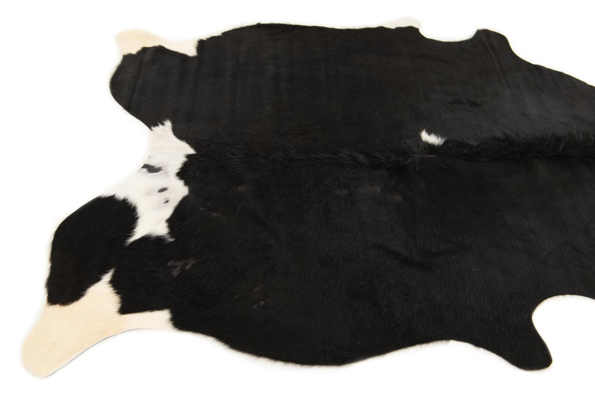 5' 1 x 6' 5 Cowhide Leather Rug