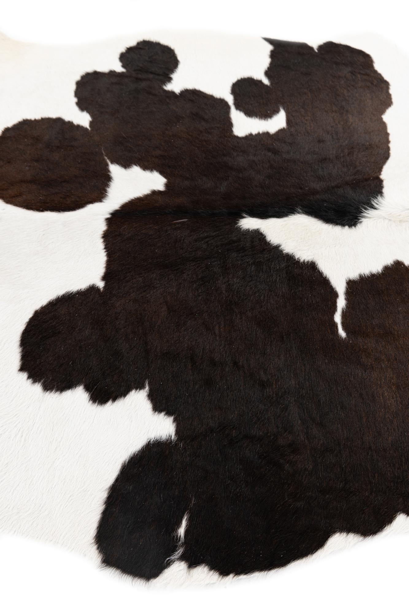 4' 8 x 5' 7 Cowhide Leather Rug