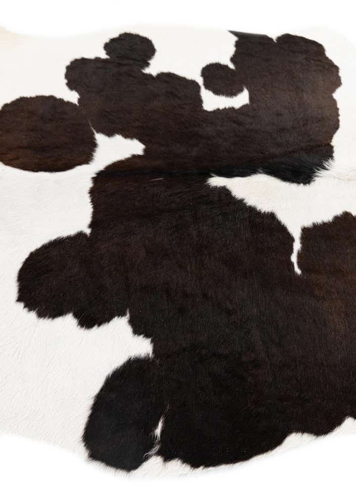 4' 8 x 5' 7 Cowhide Leather Rug