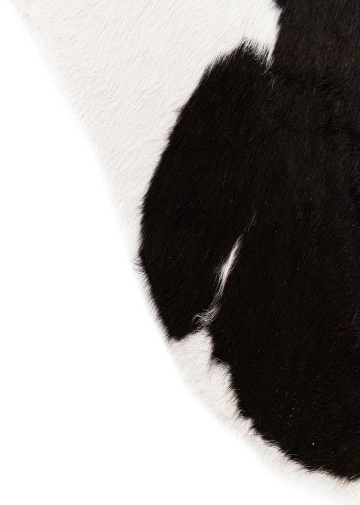 4' 8 x 5' 7 Cowhide Leather Rug