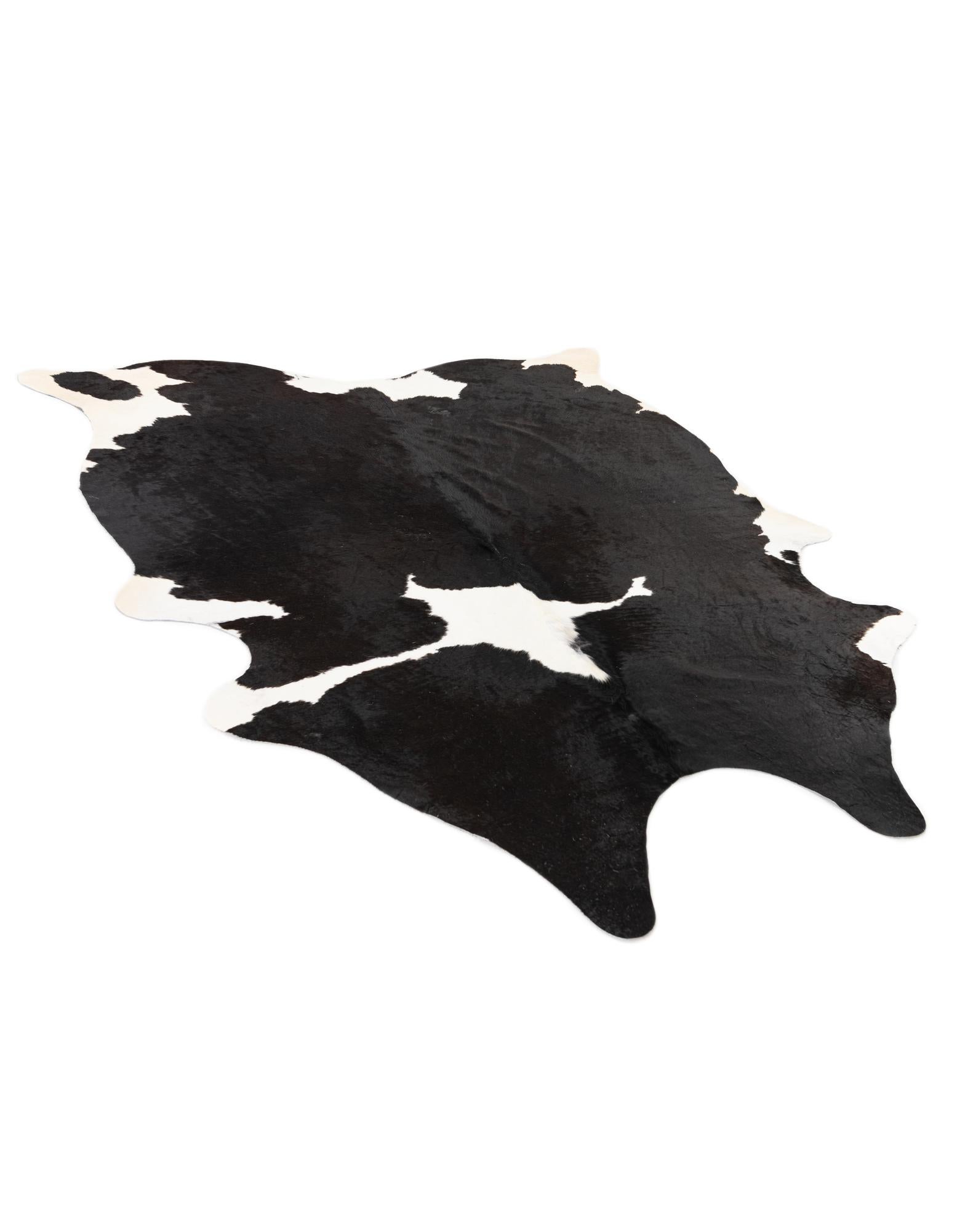 5' 4 x 6' 8 Cowhide Leather Rug