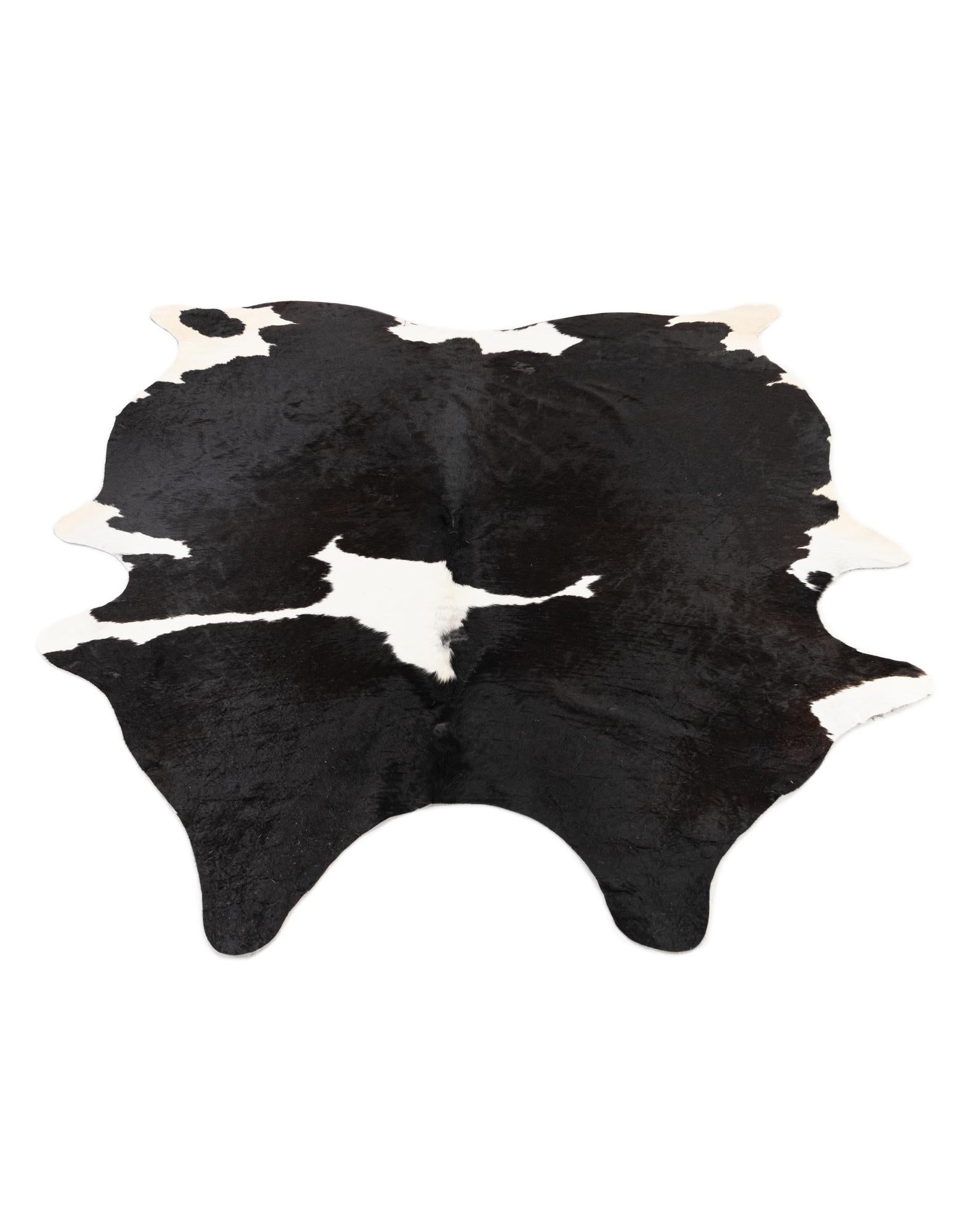 5' 4 x 6' 8 Cowhide Leather Rug