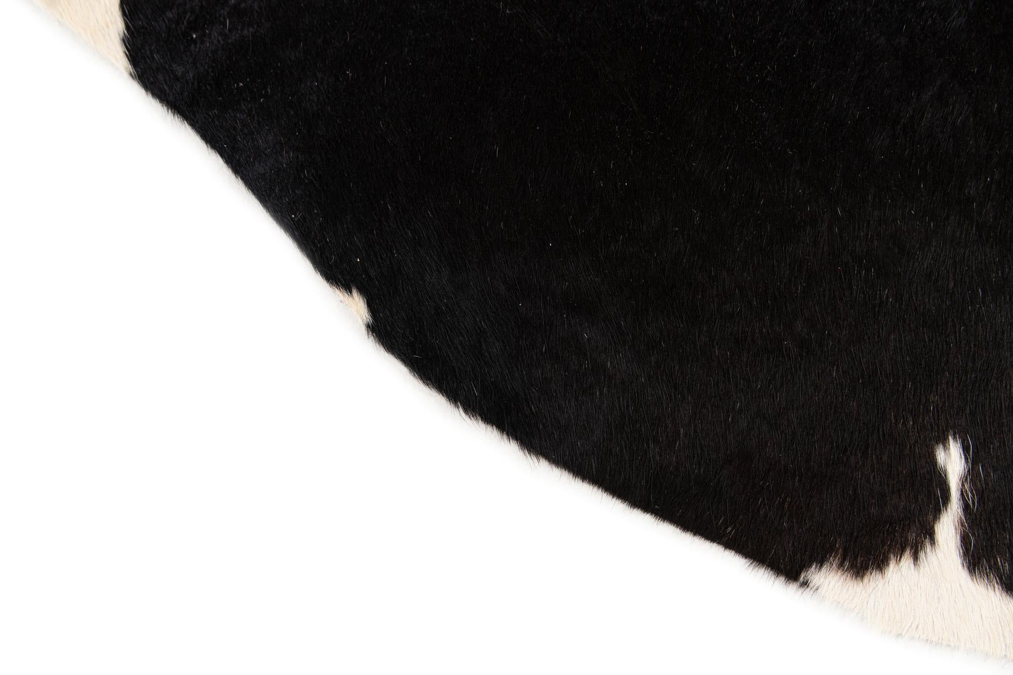 5' 4 x 6' 8 Cowhide Leather Rug