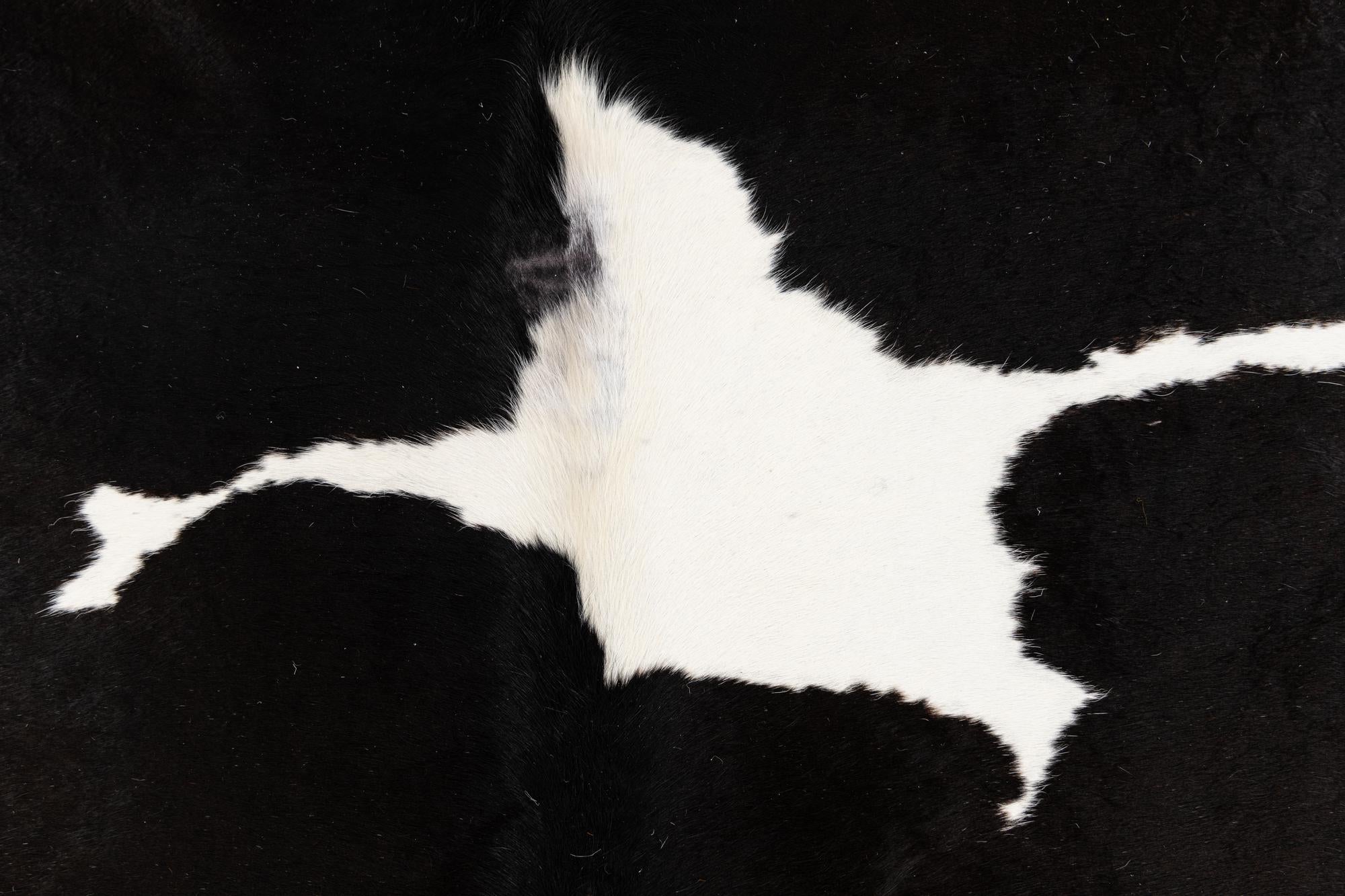 5' 4 x 6' 8 Cowhide Leather Rug